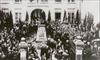 Inhuldiging monument van de gesneuvelden aan het Koninklijk Atheneum in de Maastrichterstraat